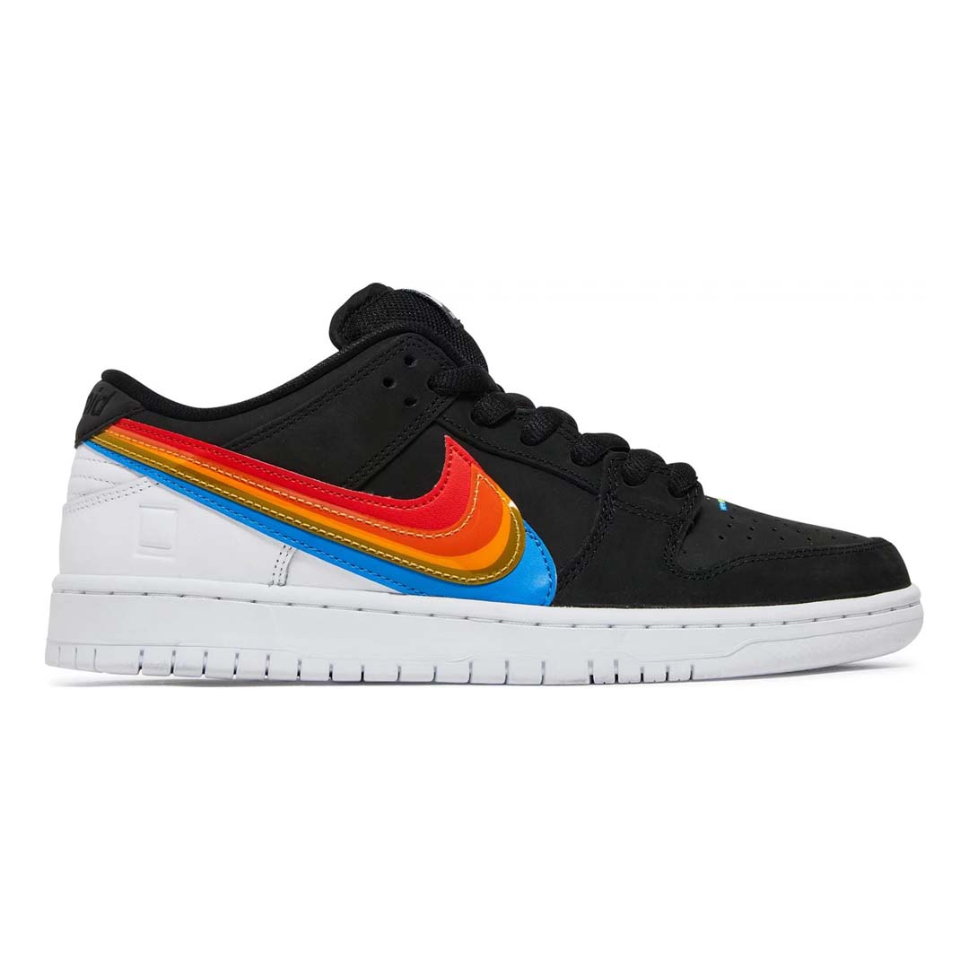 Nike Dunk Low SB X Polaroid