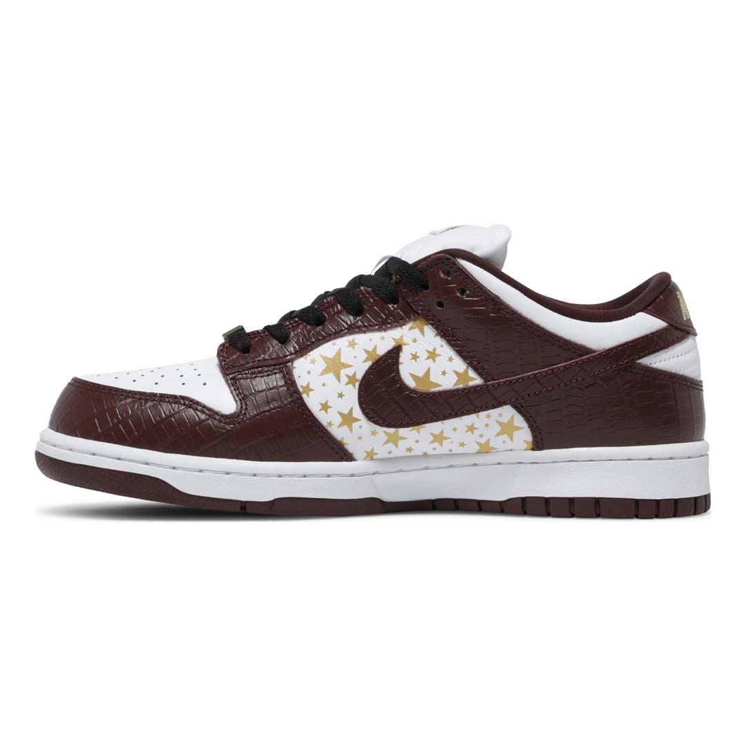 Nike SB Dunk Low Supreme Stars Barkroot Brown (2021)