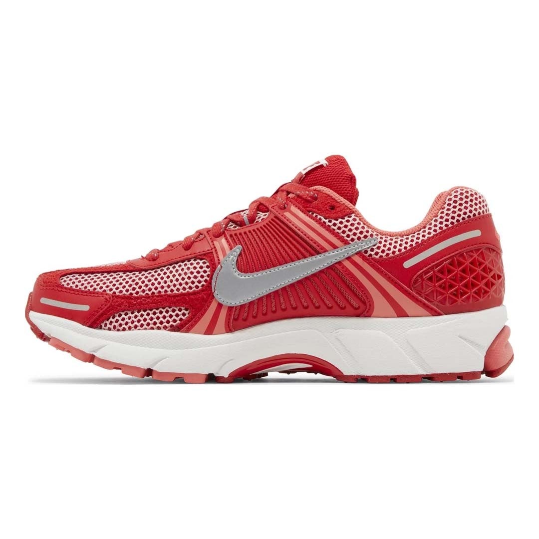 Nike Vomero 5 'University Red'