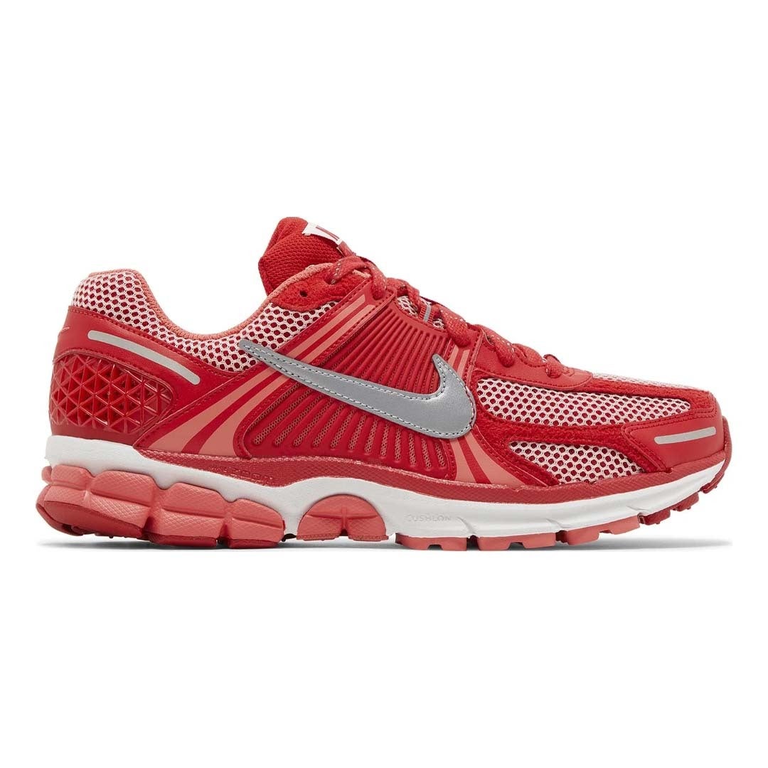 Nike Vomero 5 'University Red'