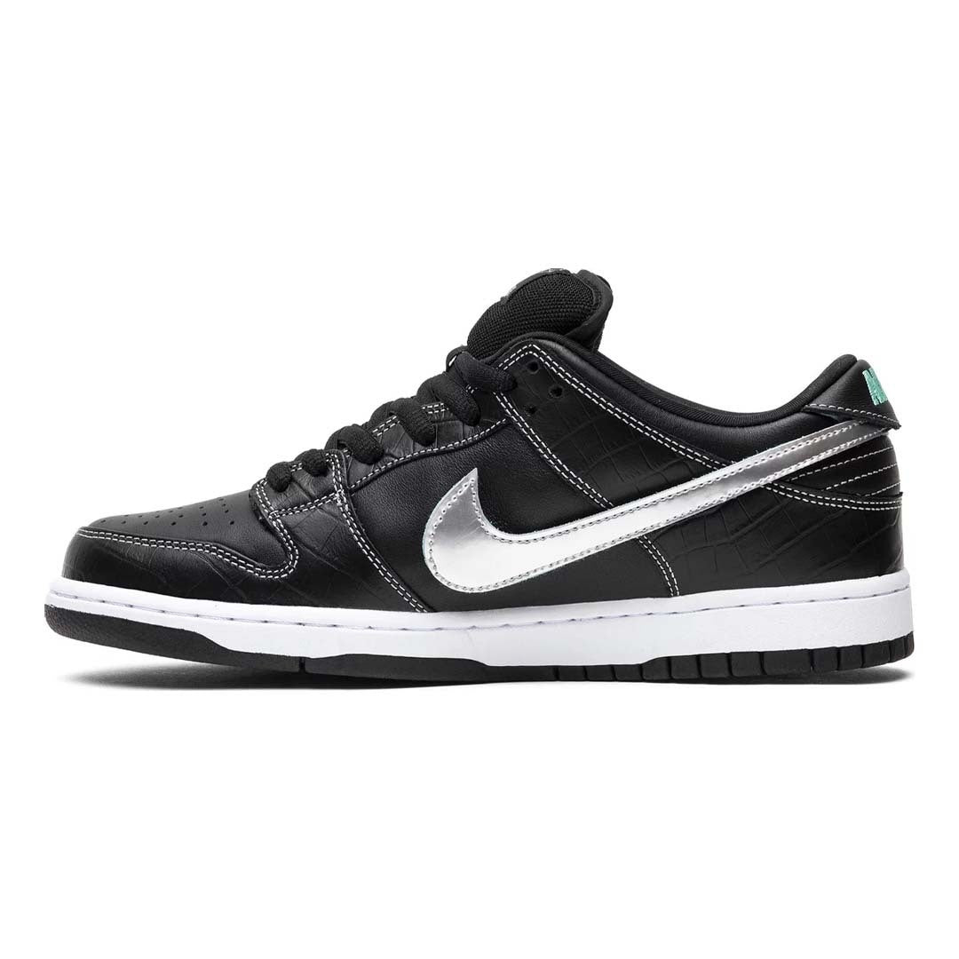 Nike SB Dunk Low Diamond Supply Co. Black Diamond